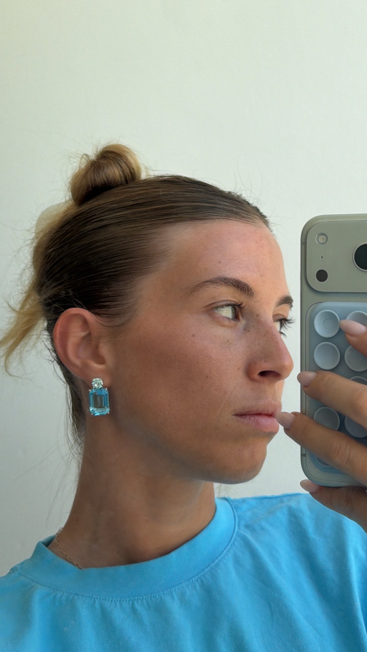Lucia Bright blue